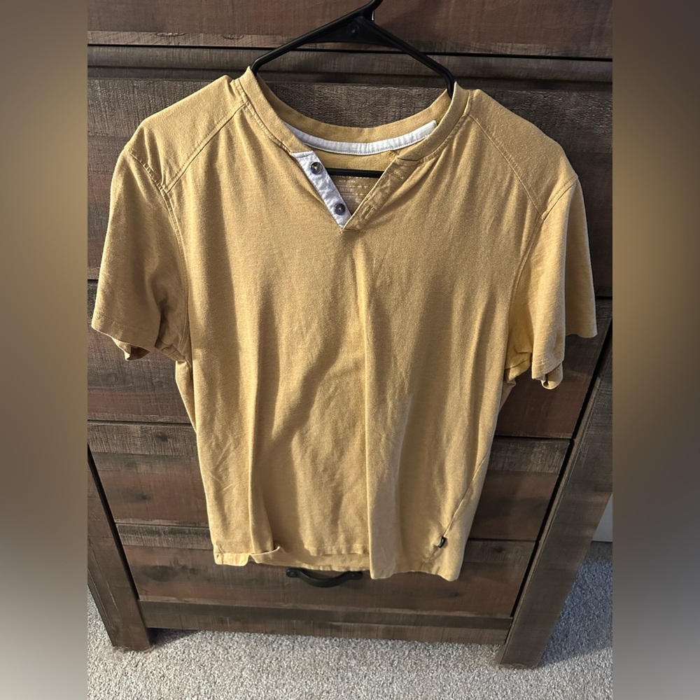 Medium yellow t shirt with buttons